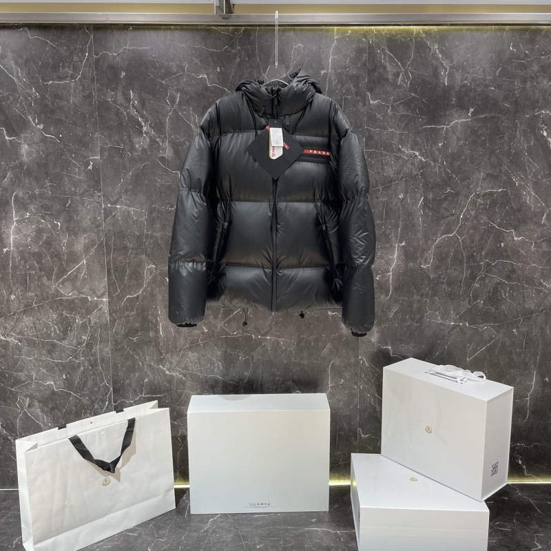 Pra*a down coat